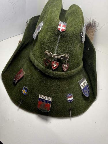 Austrian tyrolean hat - -, green