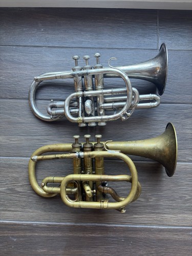 Two antique cornets for - antique,