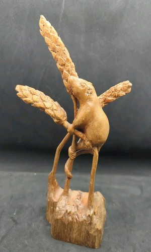 Hand carved field - mouse, on