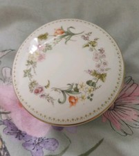 Wedgewood Mirabelle Small