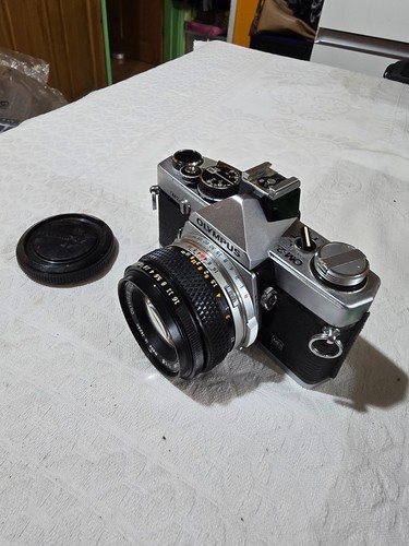 Olympus 35mm film slr - om-2n,