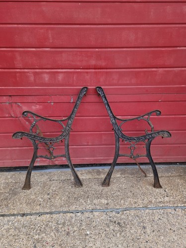 Vintage pair cast - pair,