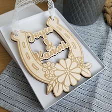 Wedding Horseshoe Personalised With Any Text, Flower Design Lucky Gift for Bride