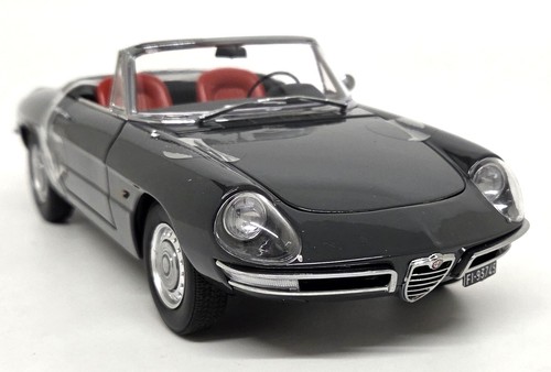 Touring alfa romeo duetto - touring, 1/18