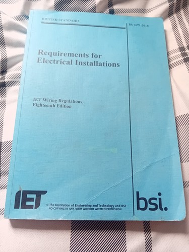 Iet bsi 7671 2018 wiring - iet/bsi,