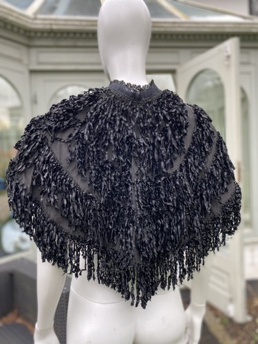 Antique 1880 victorian - antique, black