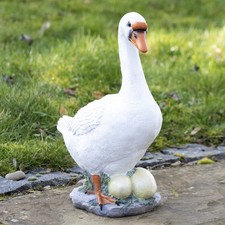 White Goose With Eggs Garden