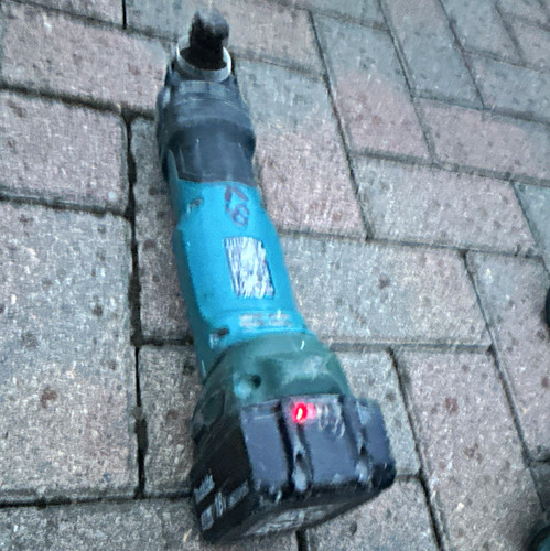 Makita dga452 18v ion - dga452,