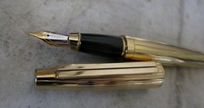 Beautiful Fountain Pen S.T. DUPONT ELLIPIIS PL. Gold Lined- 18K Gold Nib
