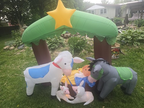 Gemmy lighted nativity - gemmy,