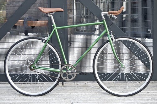 Hackney classic vintage single - hackney,