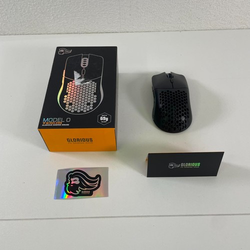 Glorious model wireless - o,