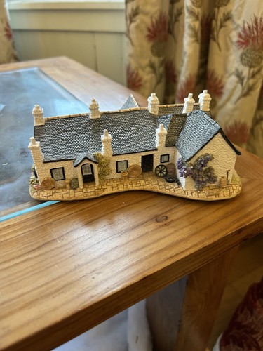 Lilliput lane world famous - lilliput,