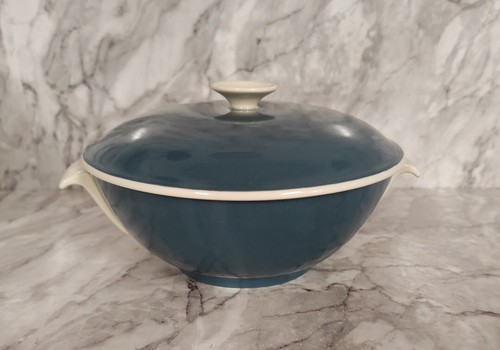 Poole pottery twintone - pottery,