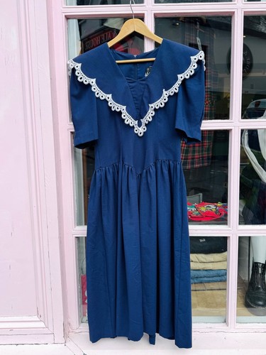 Vintage 80s navy - big, collar