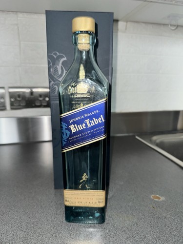 Johnnie walker blue - walker,