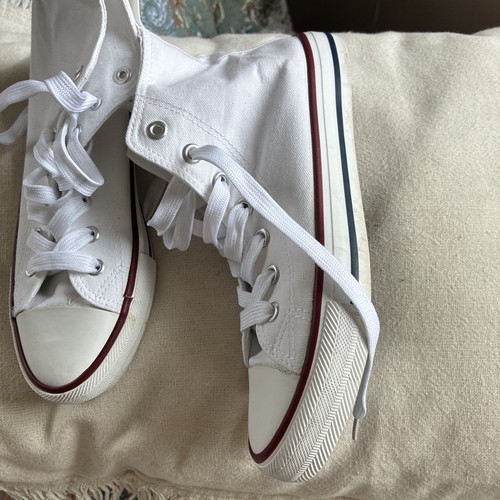 Ladies white size - , baseball