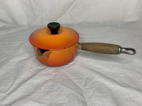 Creuset cast iron - le,