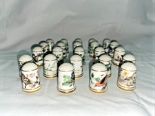 Vintage Franklin Porcelain Birds Series Thimbles 1979 Set Of 24 2 Damaged.