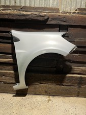 RENAULT CLIO MK3 DRIVER SIDE O/S WING IN SILVER TED69 2005-2012