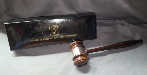 Vintage gavel worthy advisor - vintage,