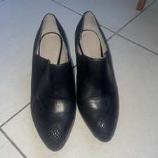 M & S FOOTGLOVE WIDER FIT