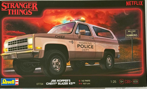 Stranger things model kit - model,