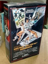 SIDESHOW COLL JAMES BOND