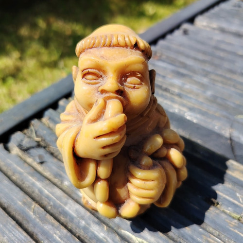 Japanese netsuke carved - netsuke,