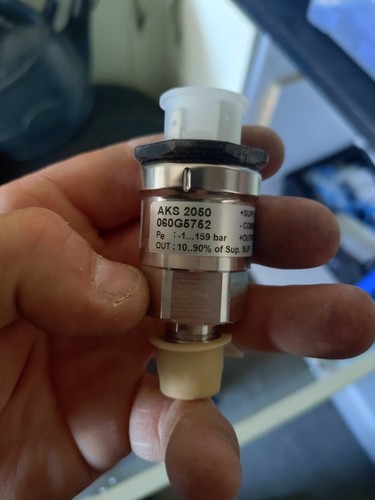 Danfoss aks 2050 - aks, pressure