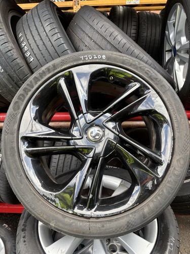 Vauxhall corsa black - 17”,
