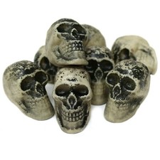8 x Small Halloween Skulls