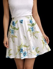 BUSHWACKER SKIRT SIZE 10