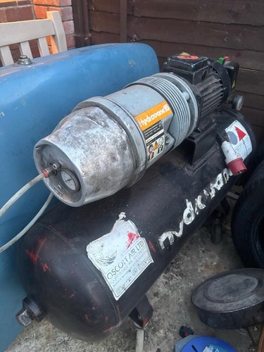 Hydrovanne compressor - hydrovanne,