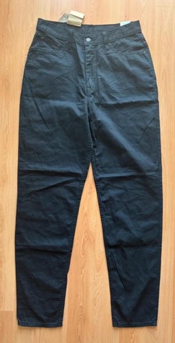 Bnwt levi high waisted - levi’s, high-waisted