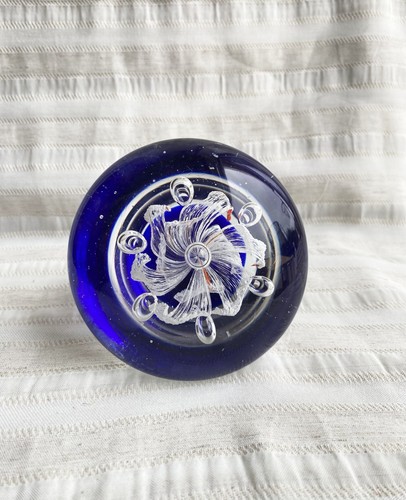 Vintage art glass mushroom - vintage,