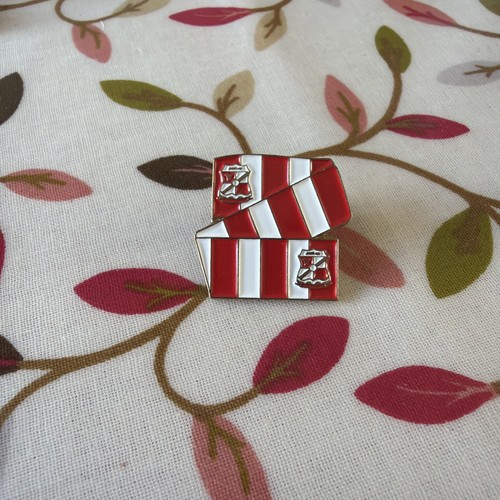 Swindon town pin badge - town,