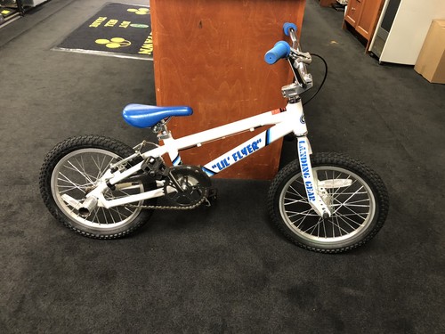Bikes lil flyer bmx - se,