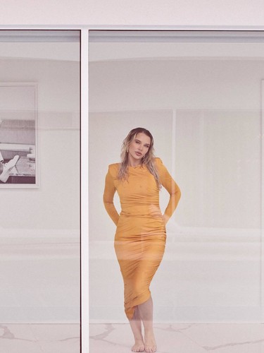 Helen flanagan 5 inch - x,