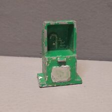 Vintage Garage Diecast Oil