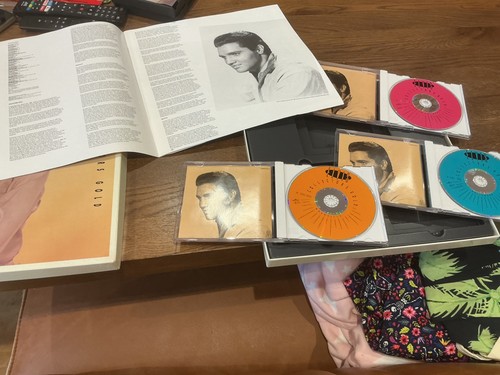 Elvis presley collectors - presley,
