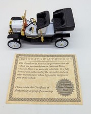 National Motor Museum Mint 1909 Ford Tourabout Scale 1:32 Model Car