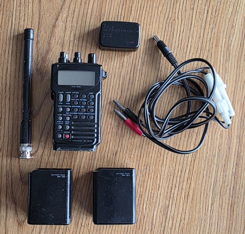 Icom vhf uhf am - vhf/uhf, fm