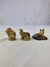 Wade Whimsies figurines field