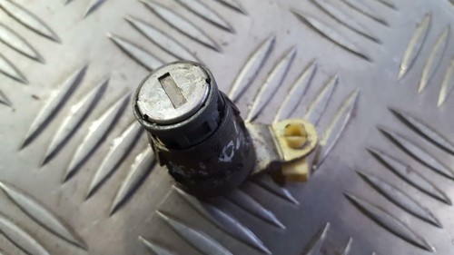 Door lock cylinder - ,