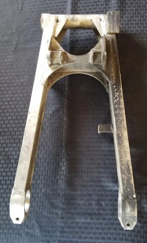 1984 kawasaki gpz750 swingarm - 1984,