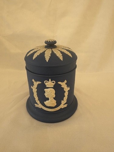 Queen elizabeth british - queen,