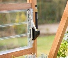 Halls Auto Louvre Opener