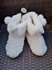 Womens Monsoon Furry Ivory Pom Pom Boot Slippers Size 3-4