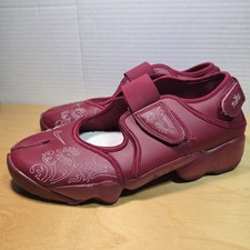 Women 11 - Nike Air Rift Shoes